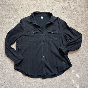 Old Navy Women’s Charcoal Button-Up Shirt